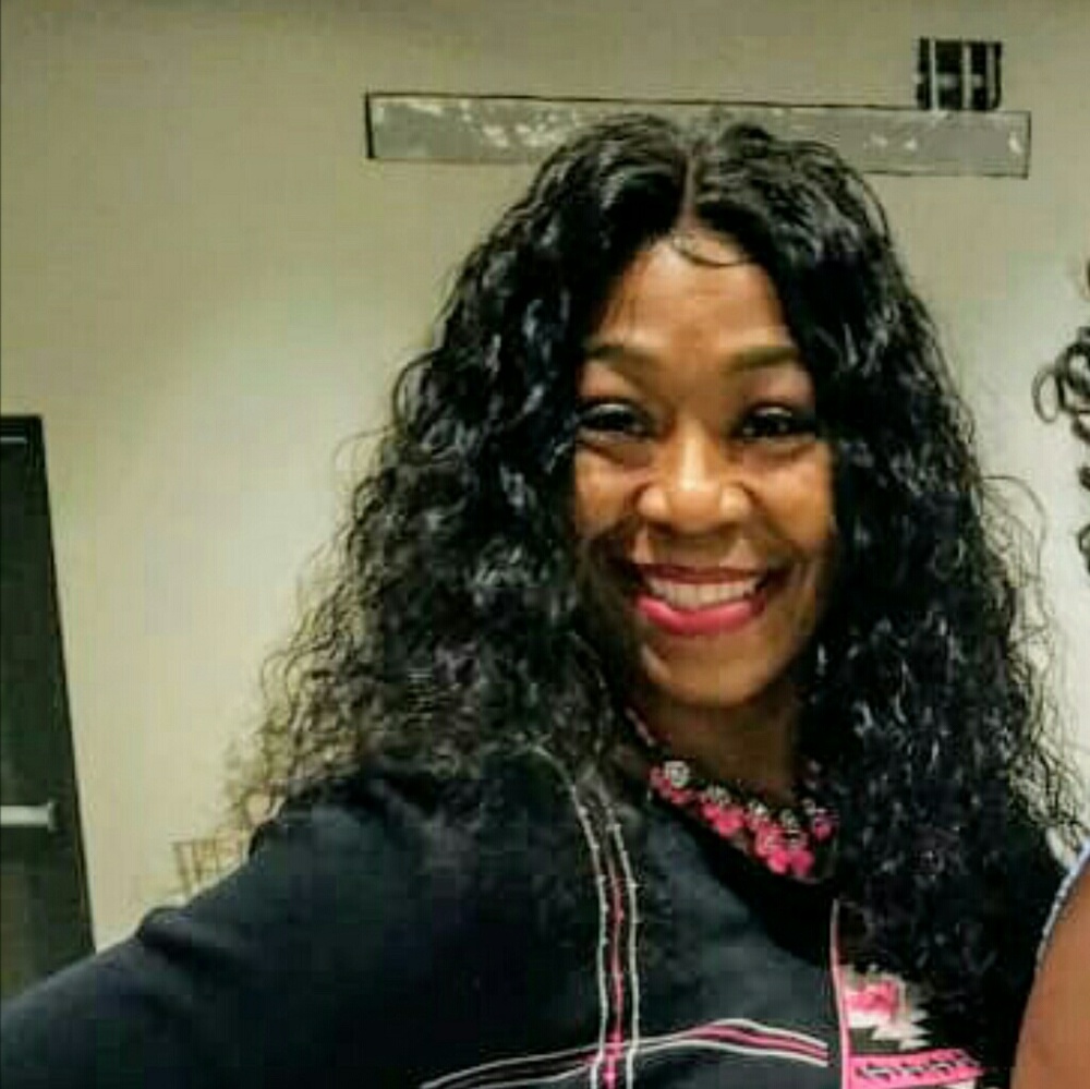 Meet your Posher, Lynette